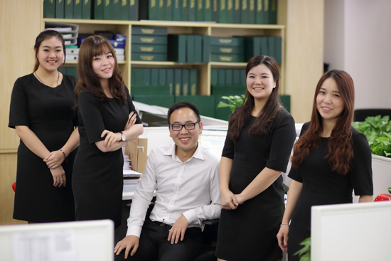 港豐集團財稅事業(yè)部精英 港豐集團財稅事業(yè)部精英